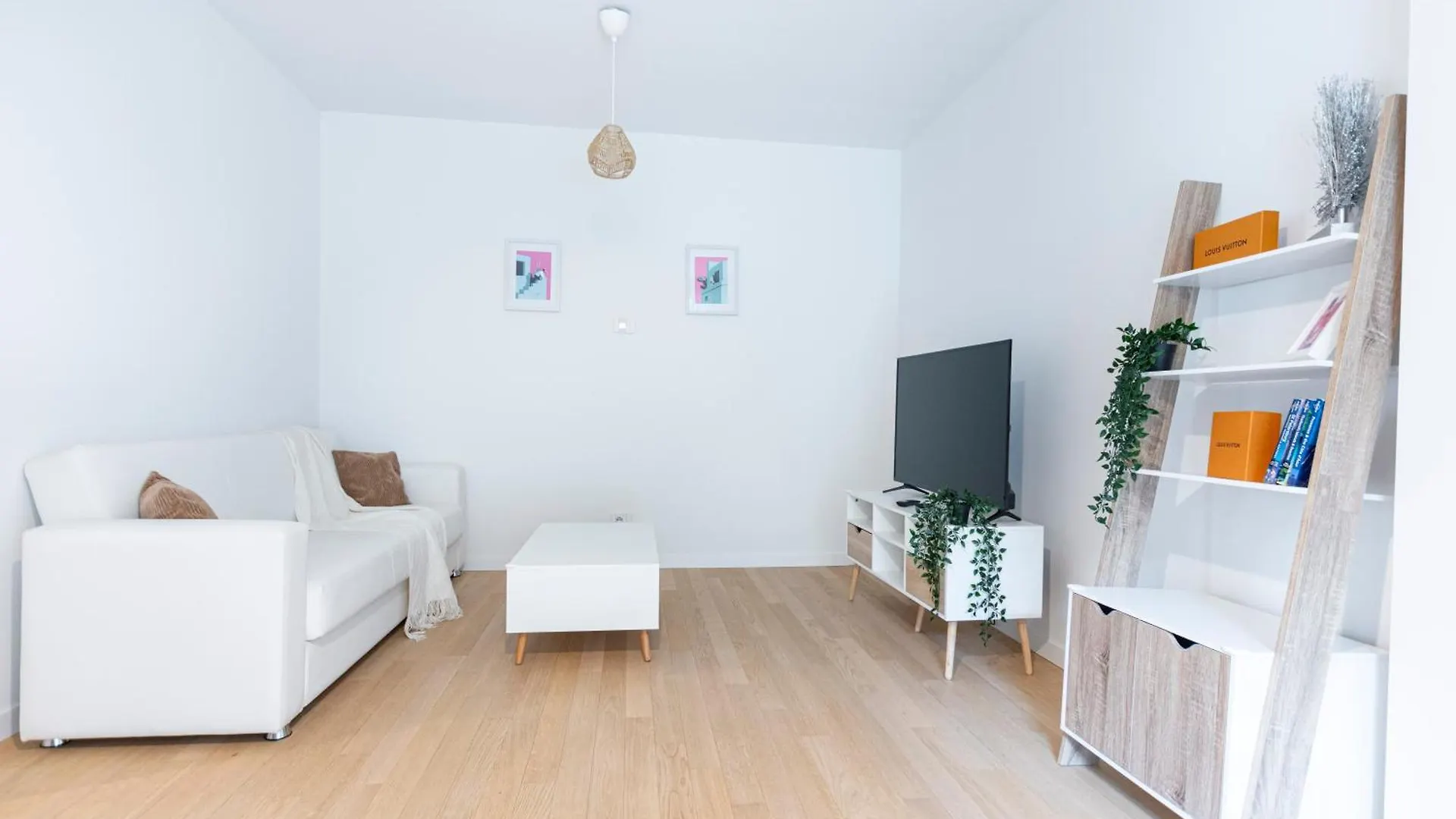 Luxury Apartment - Principe Eugenio 3 Милан