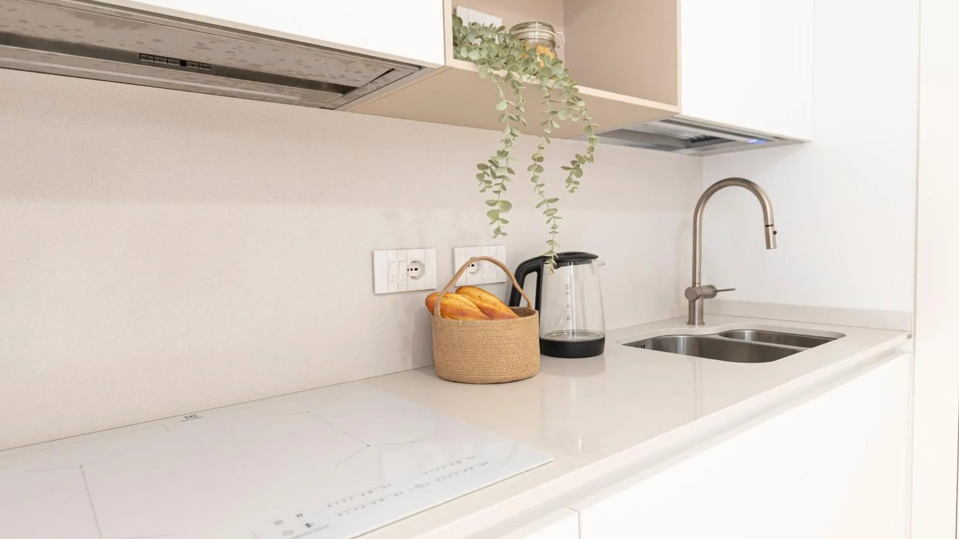 Luxury Apartment - Principe Eugenio 3 Милан Италия