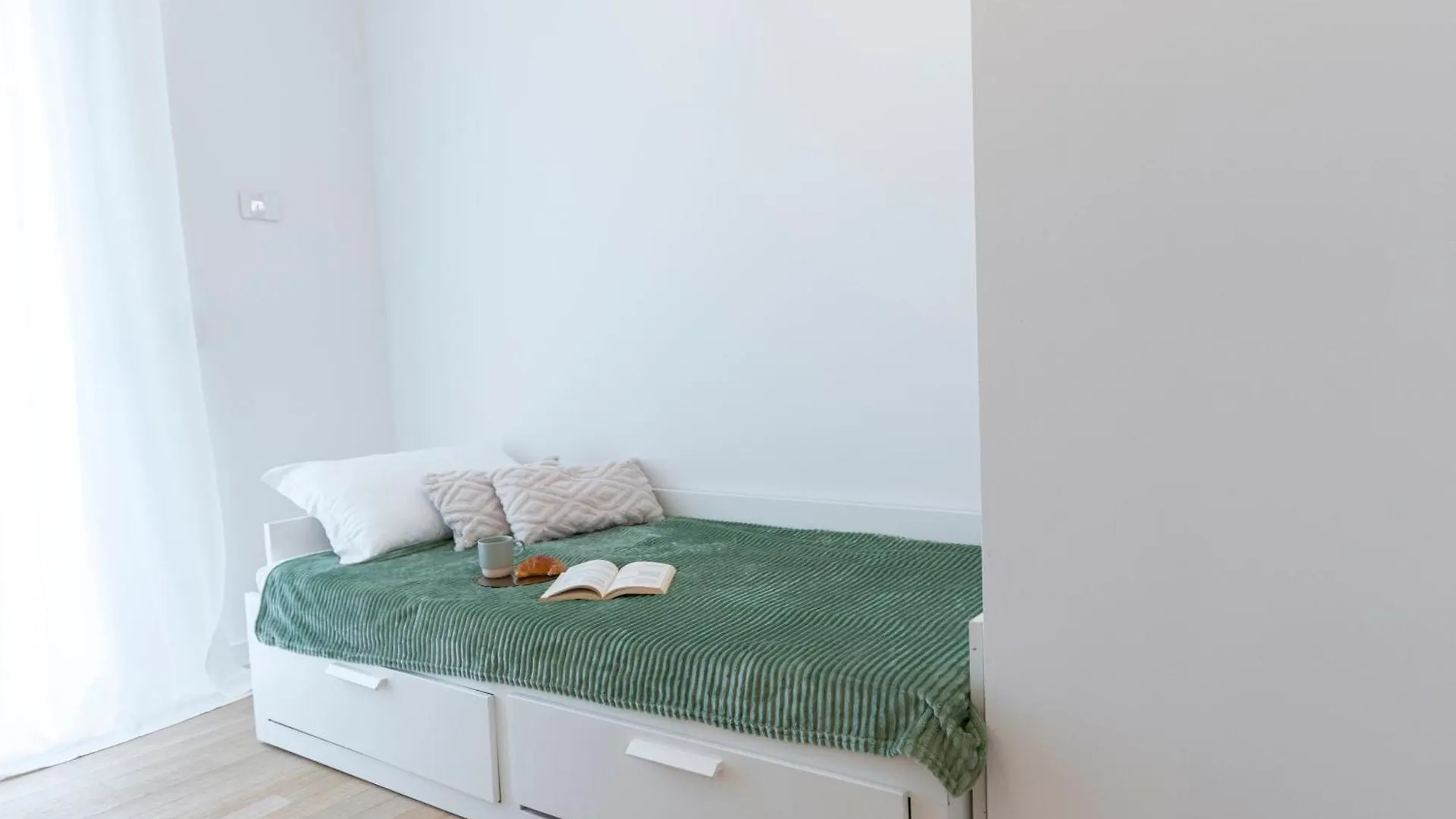 Luxury Apartment - Principe Eugenio 3 Milan