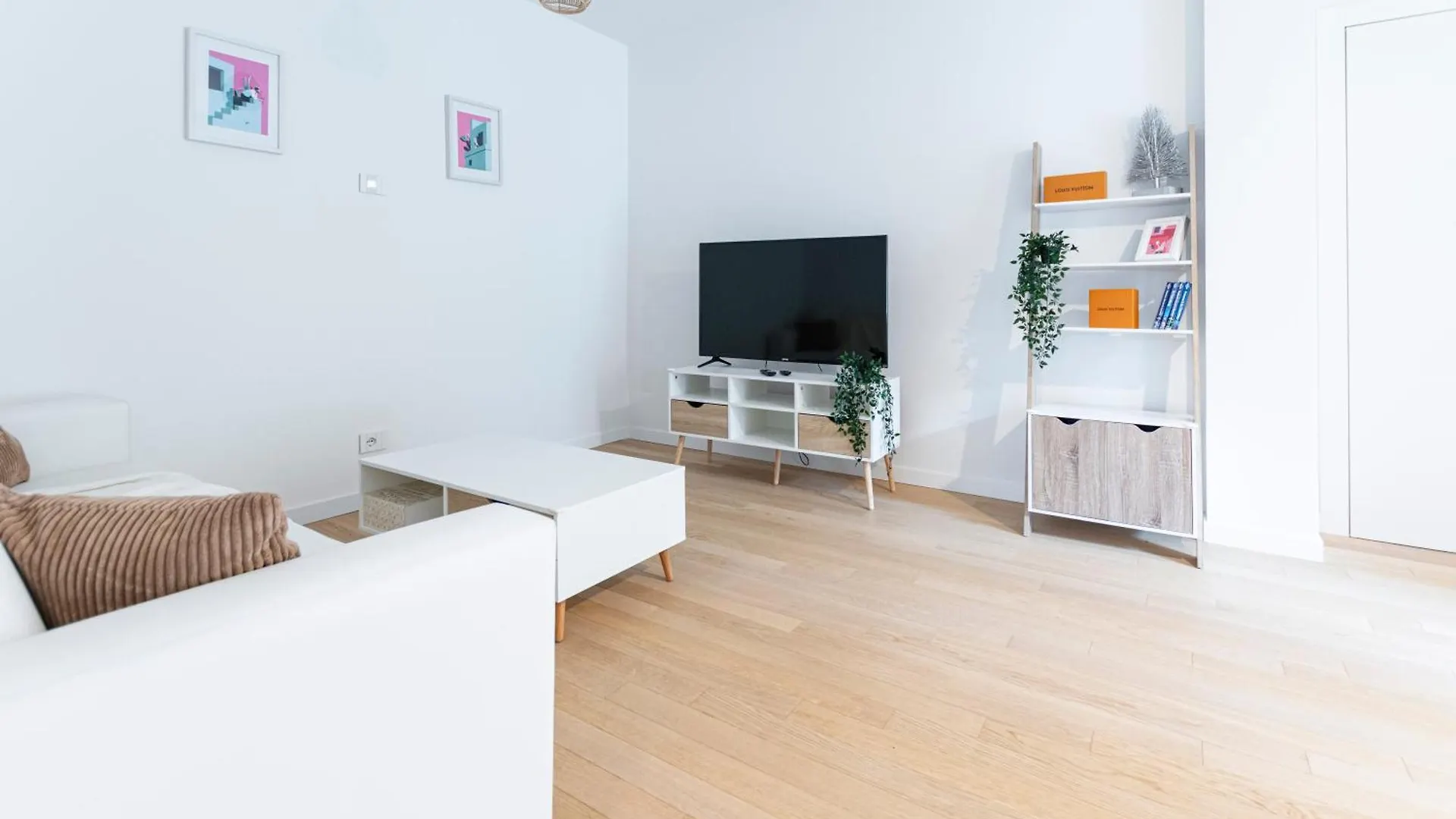 Luxury Apartment - Principe Eugenio 3 Milan